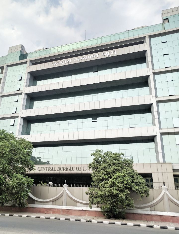 CBI raids Avya Industries in alleged bank fraud case